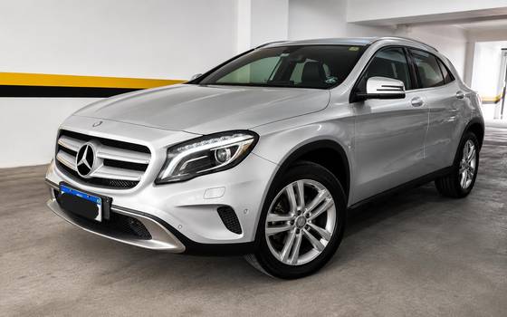 MERCEDES-BENZ GLA 200 1.6 CGI ADVANCE 16V TURBO GASOLINA 4P AUTOMÁTICO